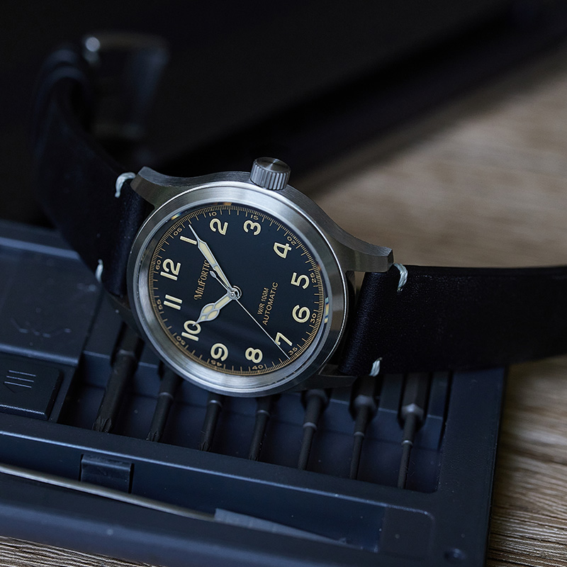 Relojes militares Milifortic M - Field Watch Military reseña y precio