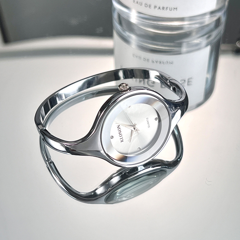 Reloj de Pulsera Casual UTHAI  - Luxury Watch Strap reseña y precio